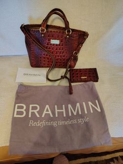New Brahmin Purse And Matching Wristlet