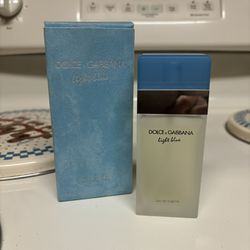 Light Blue Dolce & Gabbana Eau de Toilette Natural Spray  1.7 oz  used Italy