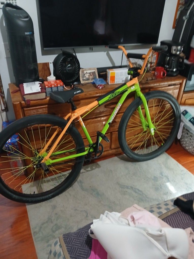 GT Performer Haritage 29" BMX Bicycle In Brand-New Condition