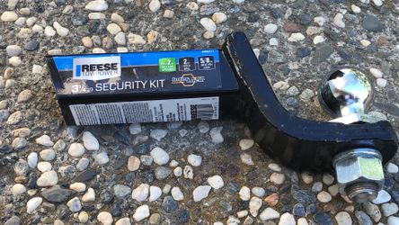 TOW POWER 3-1/4 inch 5000 lb capacity