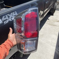 Tacoma Tail Lights Tailights