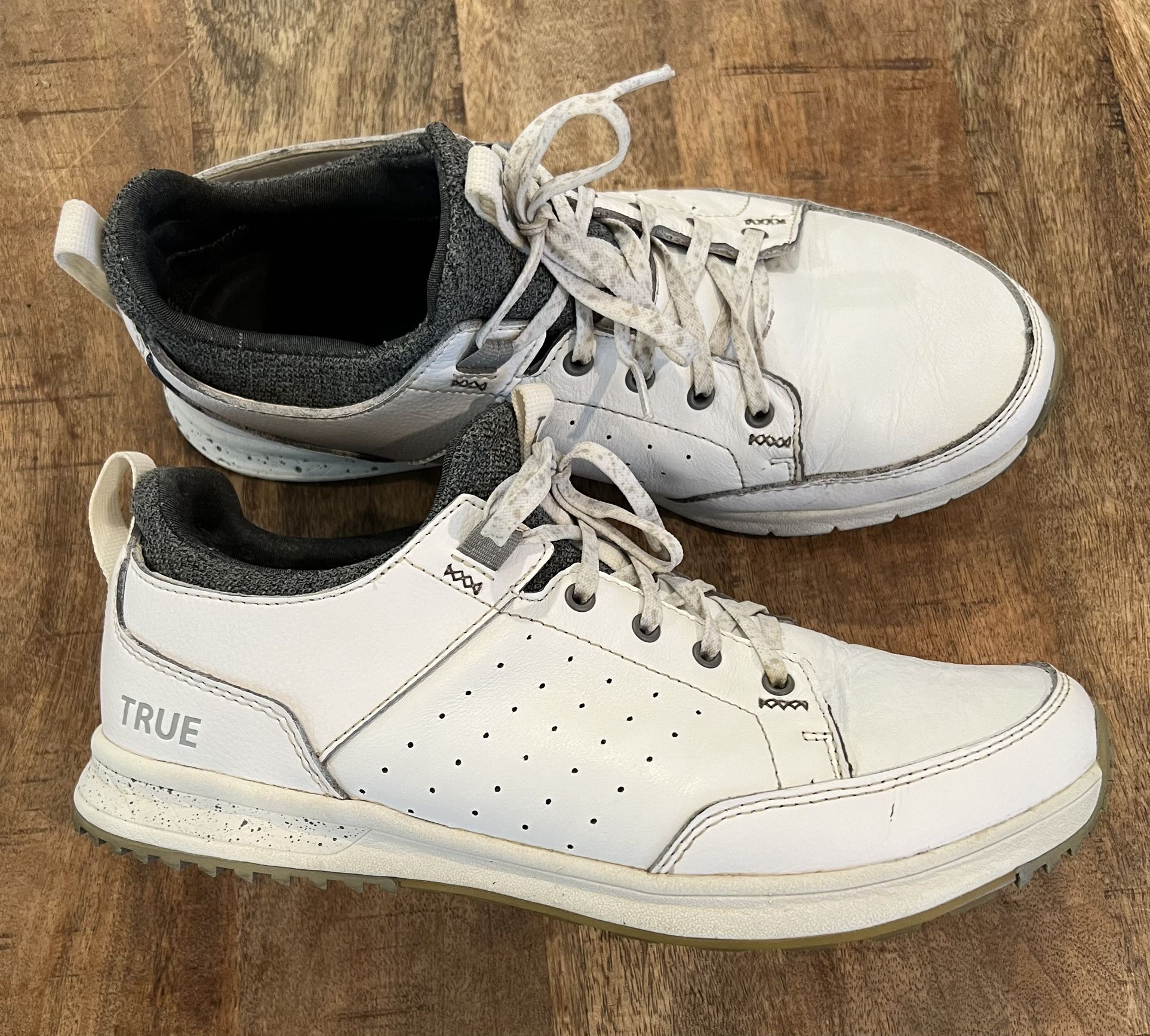 TRUE LINKSWEAR SHOES