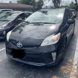 Toyota Prius Hybrid 2015