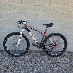 KHS SIXFIFTY FULL CARBON 27.5 INCH MOUNTAIN BIKE ( CHECK MY OTHER BIKES)