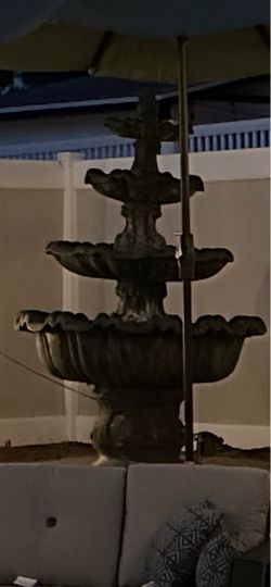 Large 3-Tier Outdoor Garden Fountain