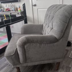 Accent Chair 