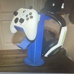 Controller & Gaming Head Set Tower