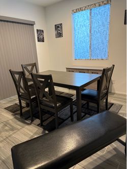 Six piece dinette set, gray