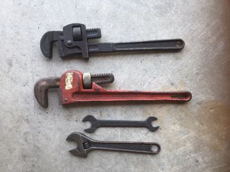 Vintage tool bundle - Wrenches - J.B. Danielson, Fuller, Upland and Crescent Brand - Please see pics for details - $45 for the bundle - Serious inqui