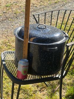 Vintage Enamel Stock Pot