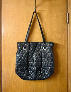 Vintage Candie's Quilted Shimmery Black Pewter Heart Shoulder Bag