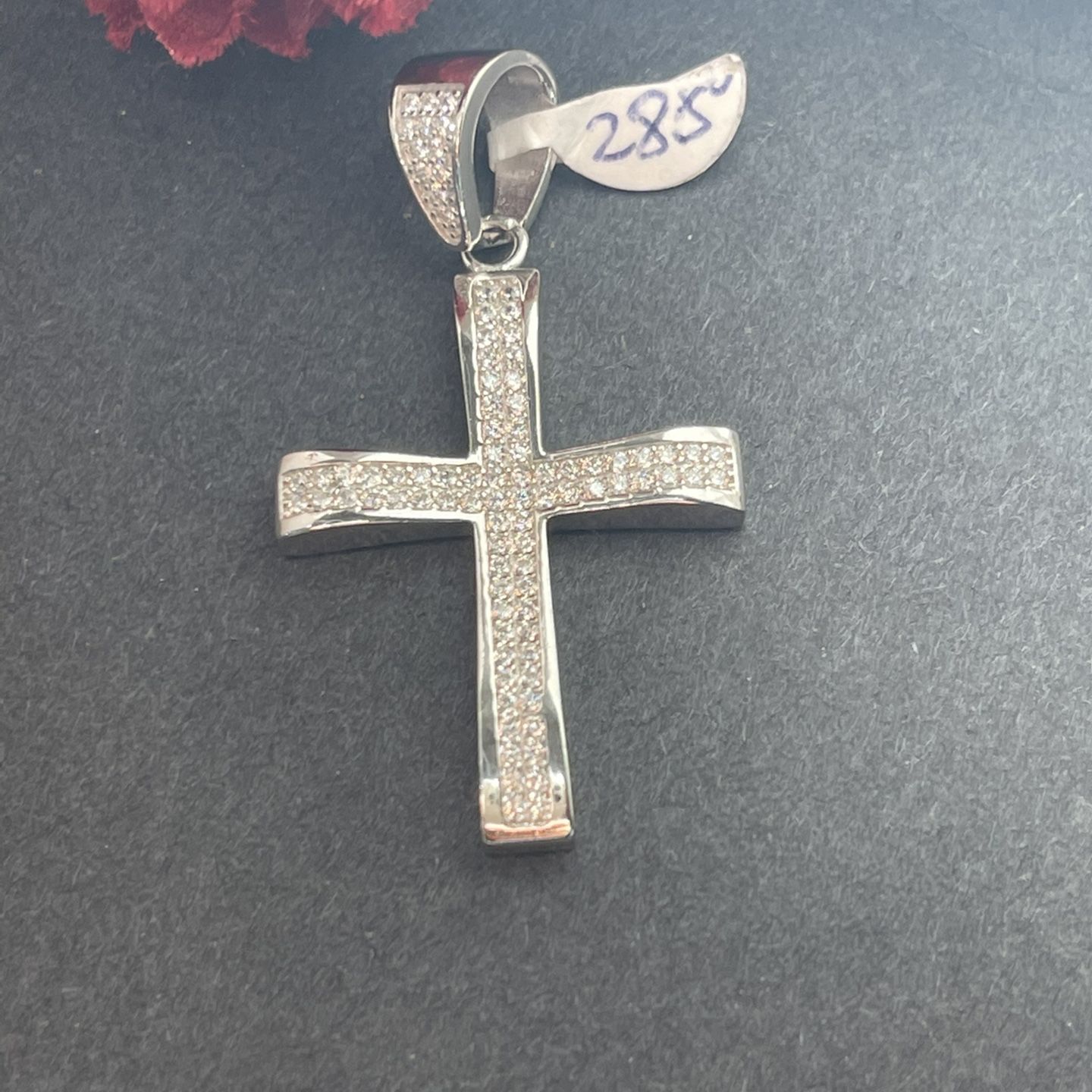 Sterling silver cross pendant stamped 925