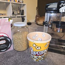 Popcorn Machine w/ 2 tubs, jar of kernels, and unused popcorn flavors!!