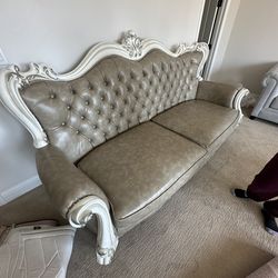 Leather Set Excellent Condition