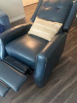 Loveseat
