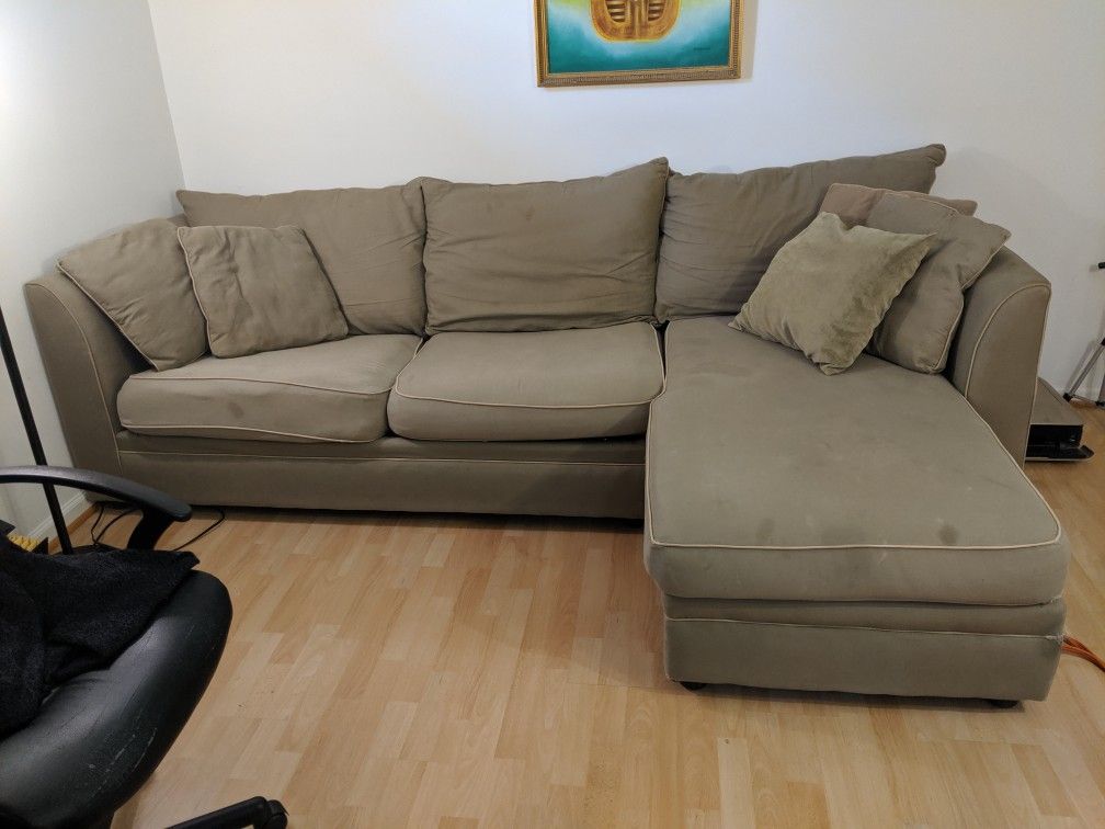 Sectional sofa with Queen size bed.. Only slept in two times...FREE