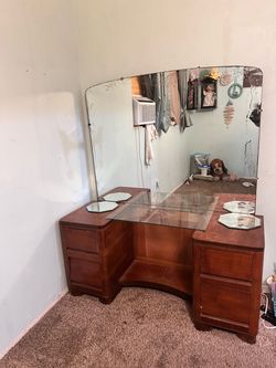 Vintage Wood Vanity Dresser with Mirror