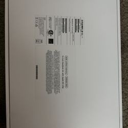 Mac book Air w/Apple M2