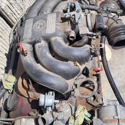 BMW E30 Motor With Transmission 