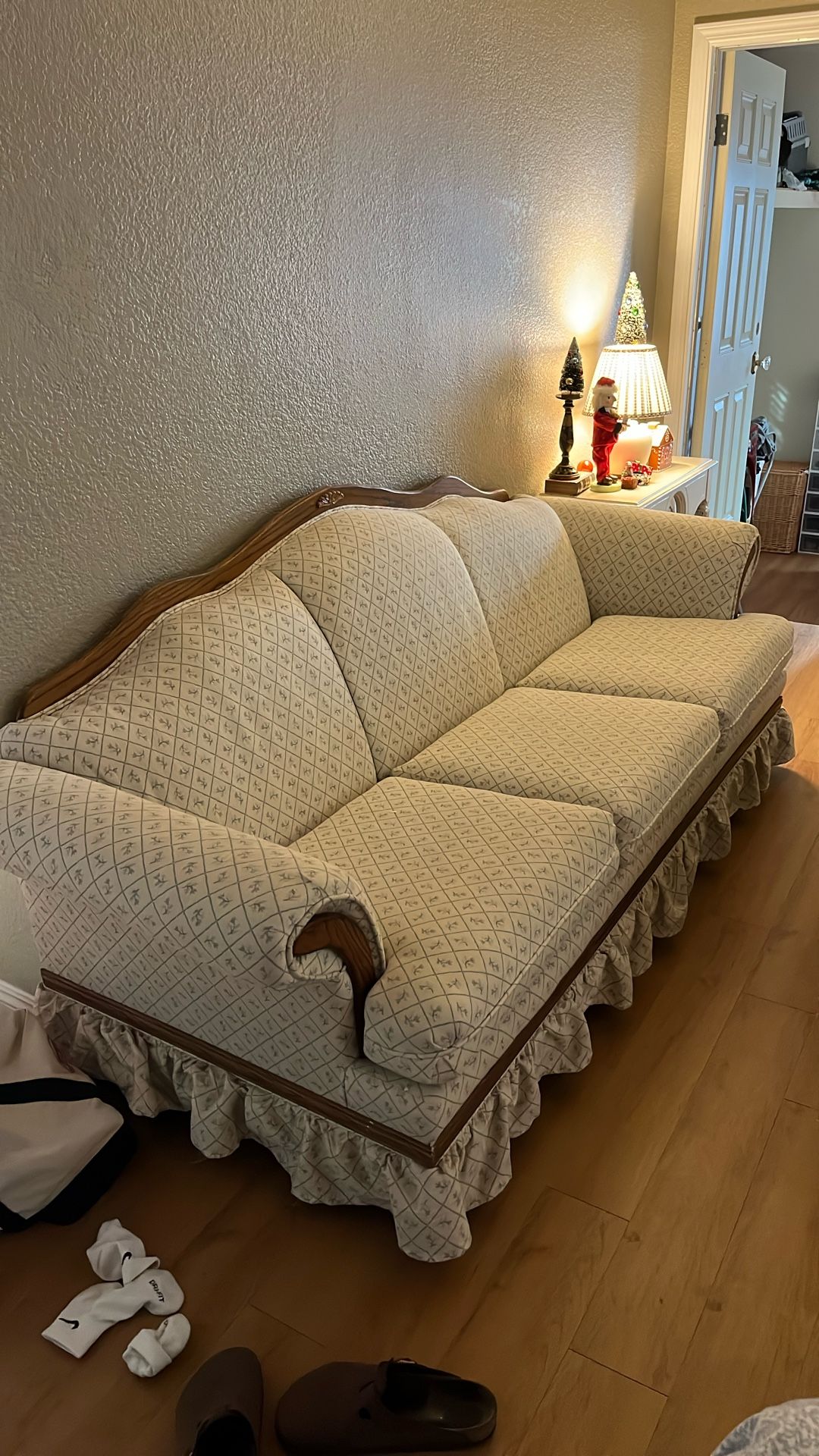 Couch & Love Seat