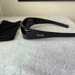 Sunglasses 