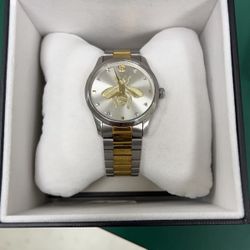 Gucci G Timeless Bee Dial Watch
