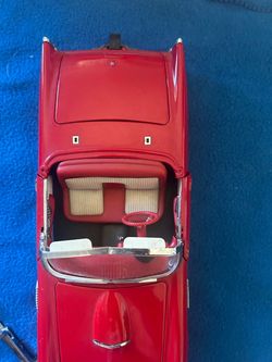 56- T-BIRD Red Classic Car Diecast Model