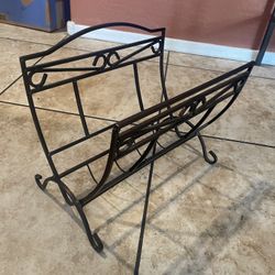 Magazine Holder 