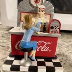 2002 Coca Cola Mini Clock Retro Soda Jerk Diner Counter