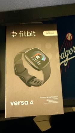 Fitbit Versa 4