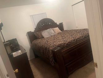Bedroom set