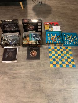 2 Game of Thrones Puzzles and Simpsons Chess Set