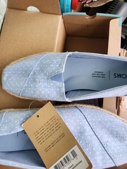 Toms womans shoes