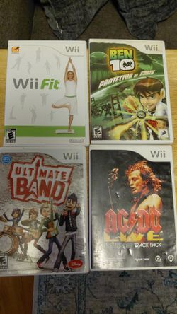 4 Nintendo Wii Games Ultimate Band. Ben 10 . Acdc  Love Rock Band. Wii Fit 