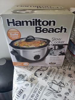 Slow cooker