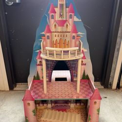 Two Sided Doll House
