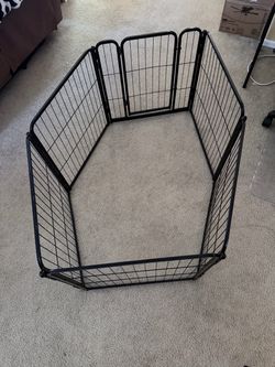 Dog pen/dog gate