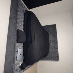 King Bed Frame! (Frame Only)