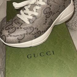 Gucci Shoes Women’s 9