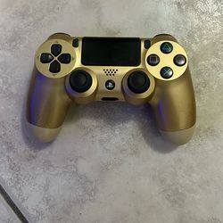 PS4 Controller