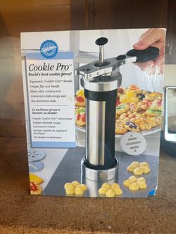 New Wilton Cookie Pro Cookie Press – Never Used