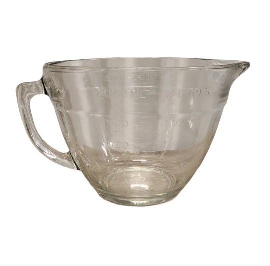 Pampered Chef Clear Glass Measuring Mixing Bowl Handle & Spout 8 Cup