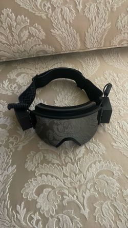 Sable ski or snowboarding goggles