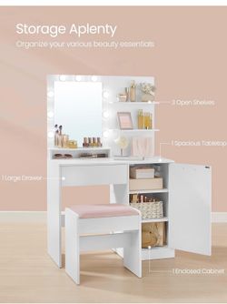 Vanity set. Vanity desk with stool