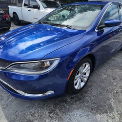 2015 Chrysler 200C