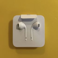 Brand New Apple iPhone Earphones Lightning Connector