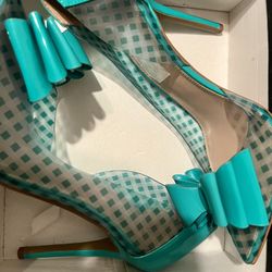 Betsey Johnson Bow Pumps 