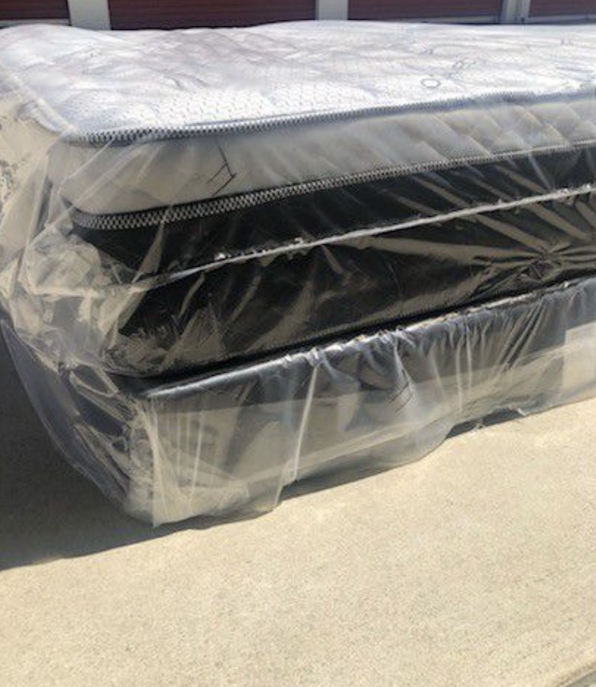 New Full Mattress Home & Garden