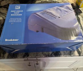 Deep foot massager