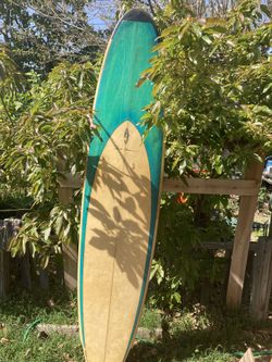 8’8” Surfboard 